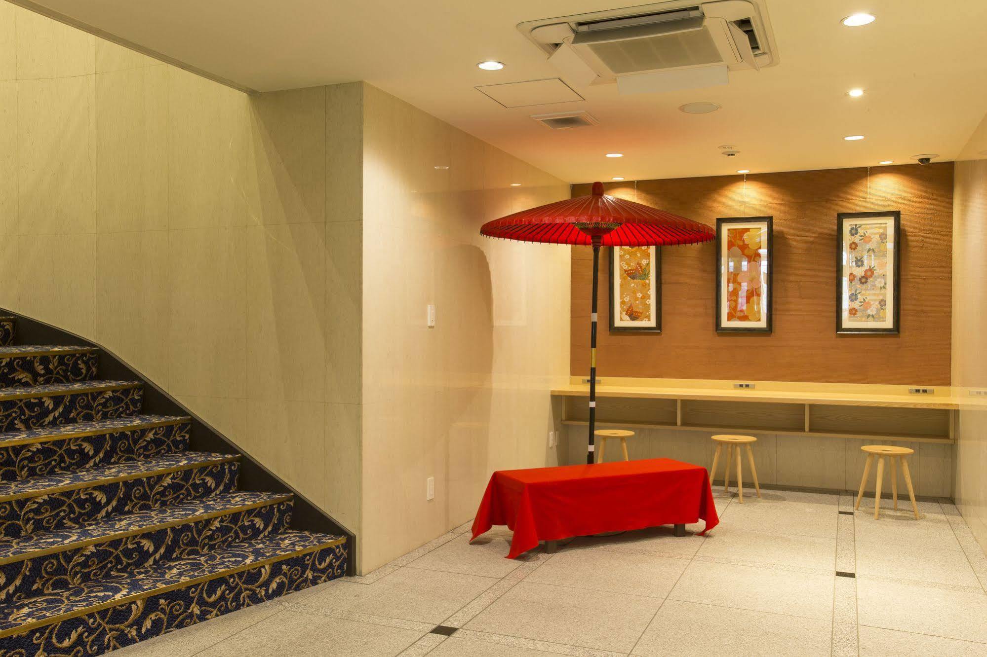 東心斎橋おおきにアパート Ookini Ryokan & Apartment Ōsaka Extérieur photo