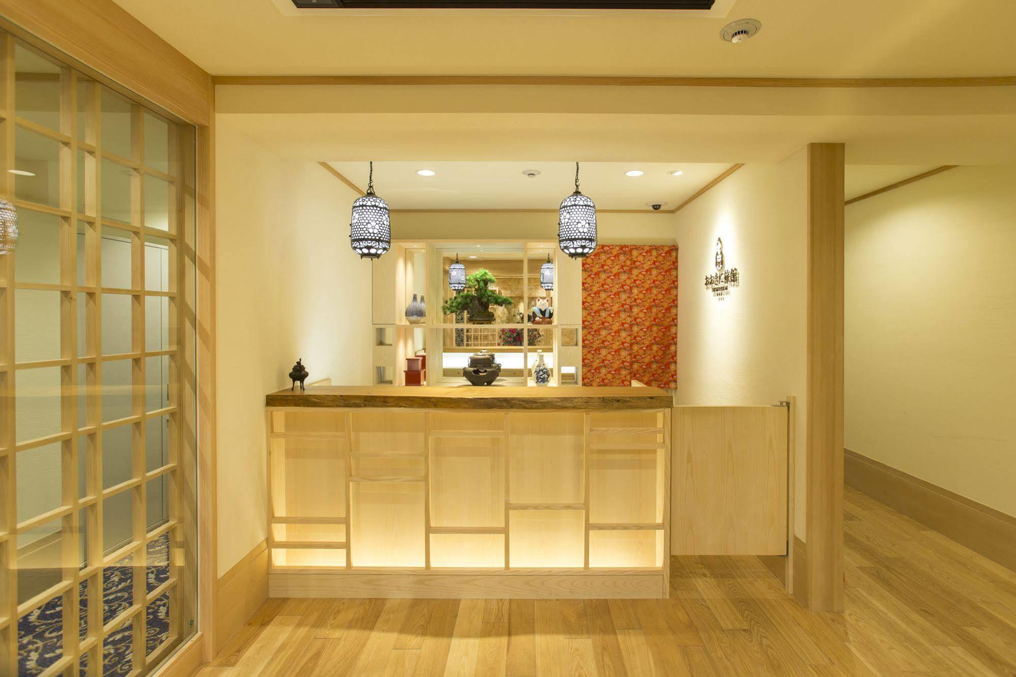 東心斎橋おおきにアパート Ookini Ryokan & Apartment Ōsaka Extérieur photo